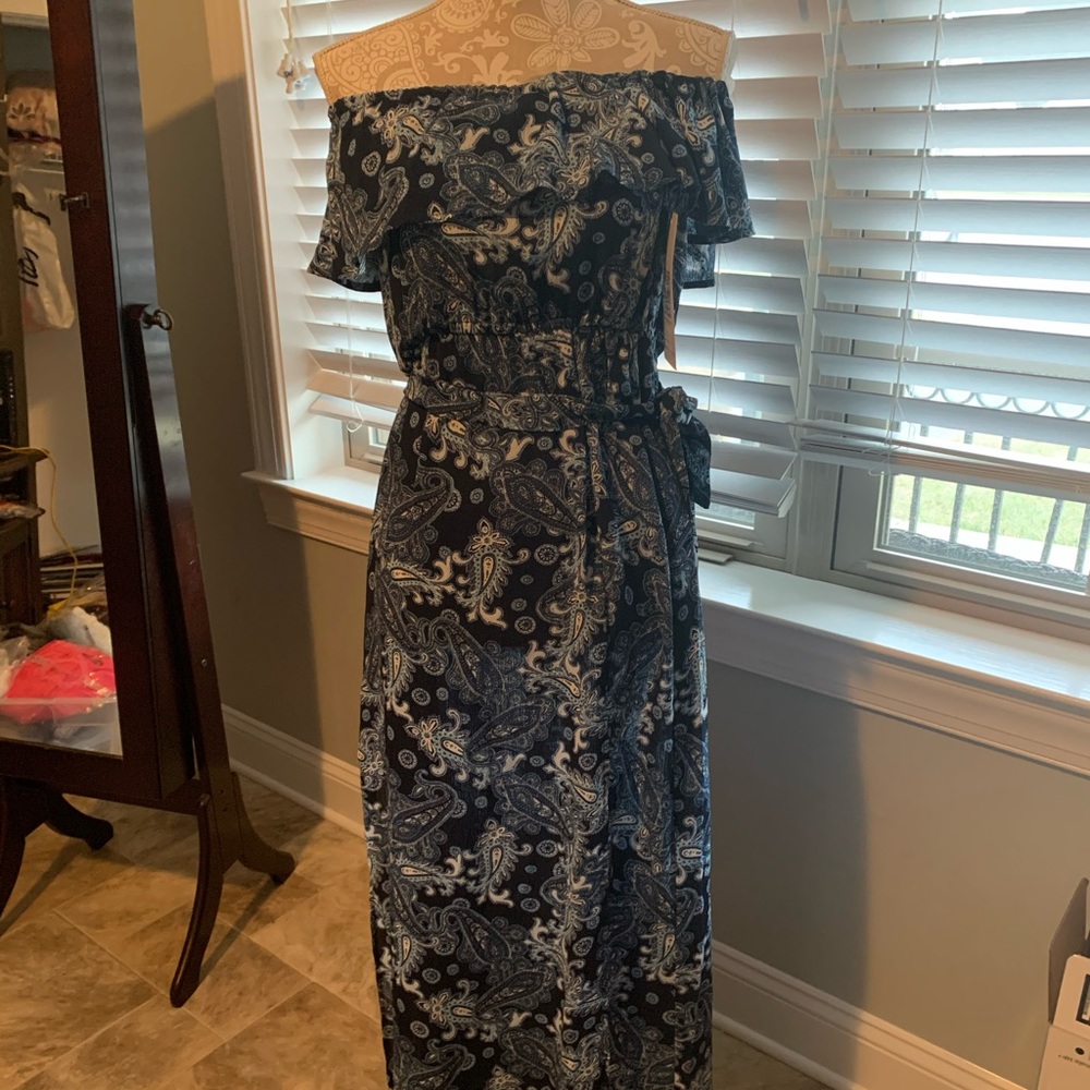 Lightweight off of shoulder summer dress